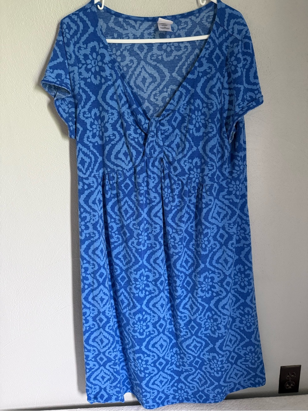Just My Size Blue Patterned V-Neck Midi Dress